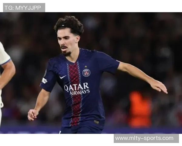 真核维蒂尼亚在欧冠单场创下135触球和126传球的双纪录