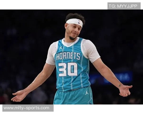 无奈之战库里22投12中三分7记独砍35分却难救勇士于水深火热之中