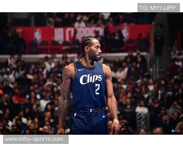 莱昂纳德表现平稳全队最高得分21分但正负值却为负11引人关注 莱昂纳德表现平稳全队最高得分21分但正负值却为负11引人关注