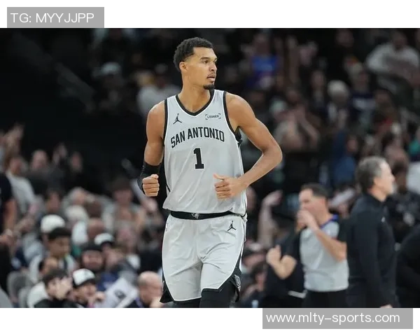 文班首发表现优异切特带队战绩显著替补出场遭遇连败