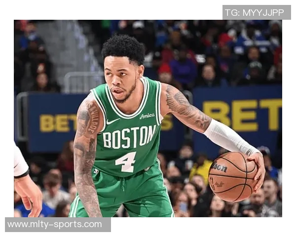 安芬尼西蒙斯在球队中寻找自我与胜利的平衡之道